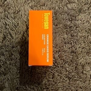 Tovegan orange oasis serum